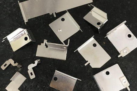 五金彈片的價格貴嗎？